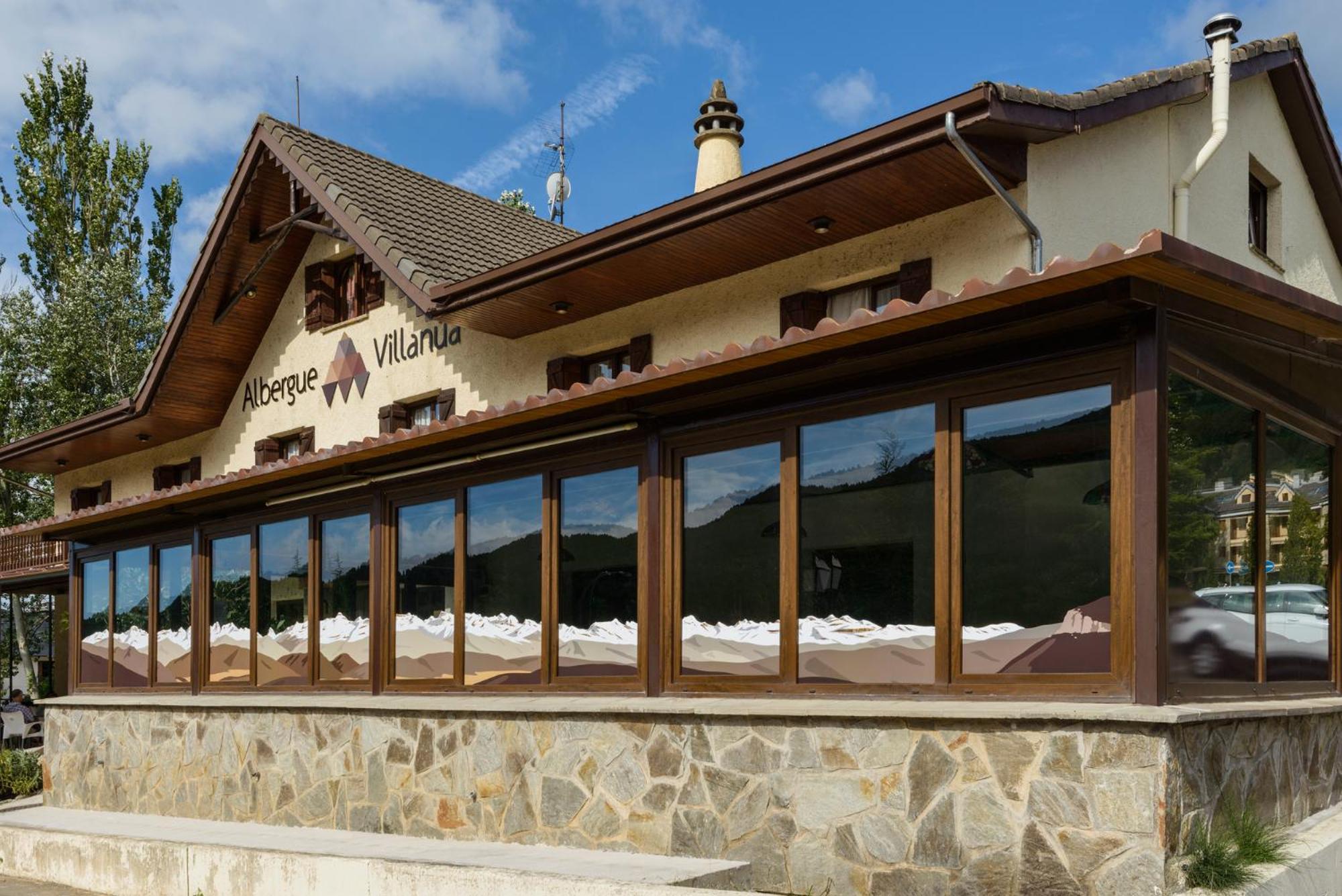 Albergue Villanua Ngoại thất bức ảnh
